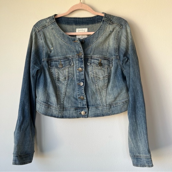 torrid Jackets & Blazers - Torrid Cropped Distressed Denim Jacket Size 1